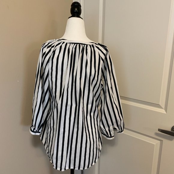 Lauren Ralph Lauren Petite white/black stripes shirt, cotton, L - Picture 2 of 3